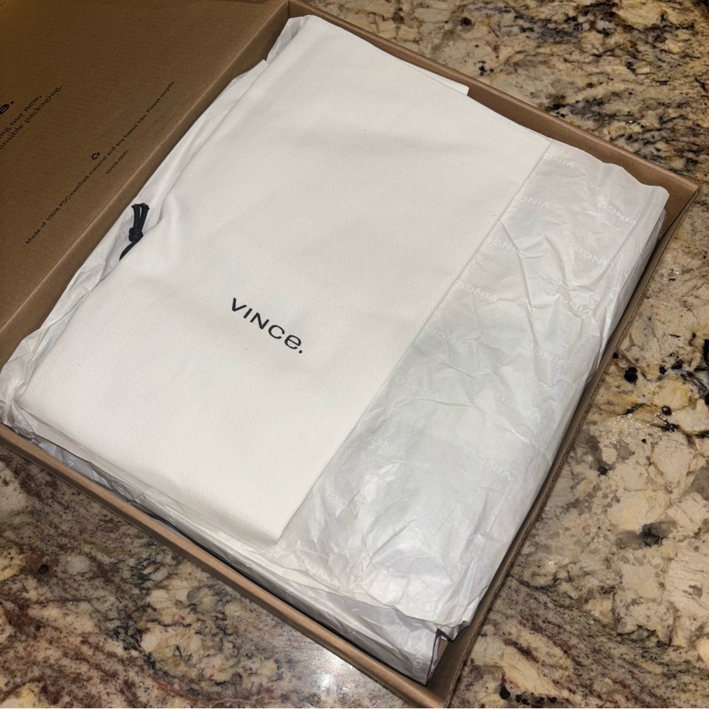 Vince Phillipa Platform Sandal NIB - Picture 16 of 16